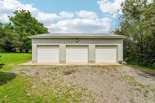 201 Frew Rd, Slippery Rock, PA 16117 - Photo 4