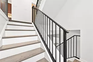 5571 Berlin Wy, Pittsburgh, PA 15201 - Photo 12
