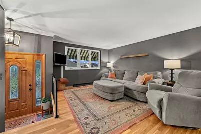 1011 Maryland Ave, Jeannette, PA 15644 - Photo 4