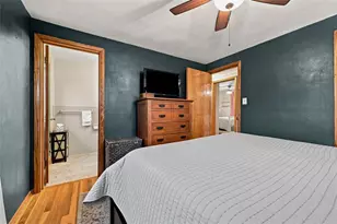 1011 Maryland Ave, Jeannette, PA 15644 - Photo 24
