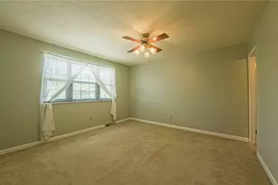 179 London Towne Dr, Pittsburgh, PA 15226 - Photo 12