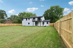 1130 Blue Sky Dr, Neshannock Township, PA 16105 - Photo 10