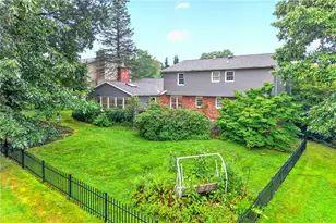1502 Woodview Dr, Unity Township, PA 15601 - Photo 2