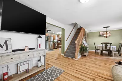 259 Meadowdell Drive, Pittsburgh, PA 15227 - Photo 6