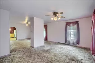 102 13th St, Ellwood City, PA 16117 - Photo 10