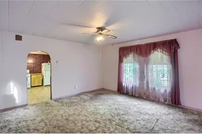 102 13th St, Ellwood City, PA 16117 - Photo 8