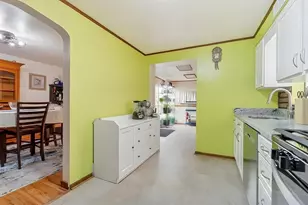 1126 Greenfield Ave, Pittsburgh, PA 15217 - Photo 10
