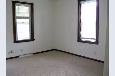 517 Sewickley Ave, Sewickley Township, PA 15637 - Photo 4