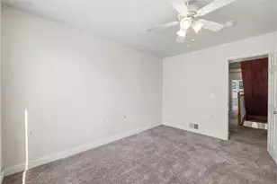 2336 Fox Wy, Pittsburgh, PA 15203 - Photo 14