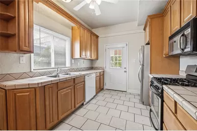 2336 Fox Way, Pittsburgh, PA 15203 - Photo 10