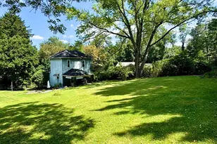 737 Osborne Ln, Moon/Crescent Twp, PA 15046 - Photo 4