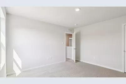 379 Leslie Farms Dr., Connoquenessing Boro, PA 16033 - Photo 18