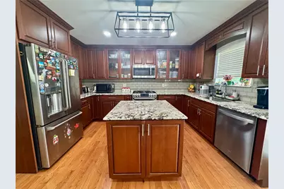 233 Grace Manor Dr, Robinson Twp, PA 15108 - Photo 6