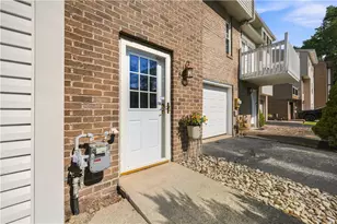 256 Timber Dr, Trafford, PA 15085 - Photo 4