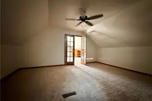 10 Evergreen St, Twp of But SW, PA 16045 - Photo 14