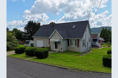 10 Evergreen St, Twp of But SW, PA 16045 - Photo 2