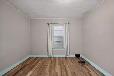 311 1/2 N 7th St, Jeannette, PA 15644 - Photo 16