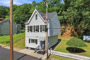 1042 Goehring St, Spring Hill, PA 15212 - Photo 4