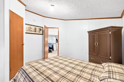 206 Lewis Ave, Jeannette, PA 15644 - Photo 32