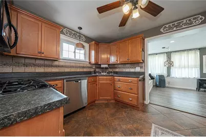 104 Murrysville Rd, Level Green, PA 15085 - Photo 2