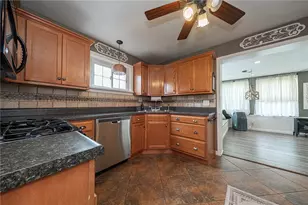 104 Murrysville Rd, Level Green, PA 15085 - Photo 2