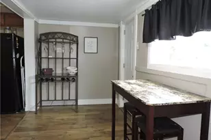 906 W Vine St, Mt Pleasant Boro, PA 15666 - Photo 14