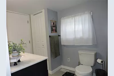 906 W Vine St, Mt Pleasant Boro, PA 15666 - Photo 20