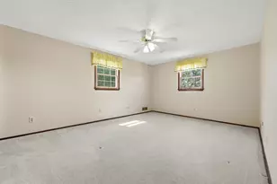 1608 Tamarack Dr, Pittsburgh, PA 15101 - Photo 14