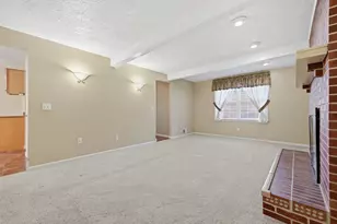 1608 Tamarack Dr, Pittsburgh, PA 15101 - Photo 8