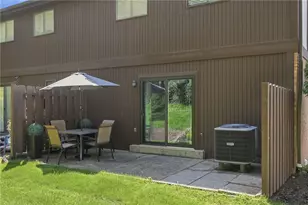 221 Thornberry Dr, Ross Twp, PA 15237 - Photo 30