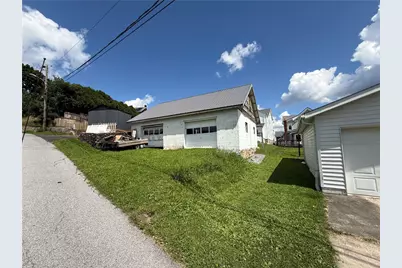 300 E Main St, Stoystown Boro, PA 15563 - Photo 4