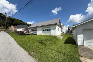 300 E Main St, Stoystown Boro, PA 15563 - Photo 4