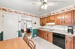 106 Norman Dr, Moon/Crescent Twp, PA 15108 - Photo 10
