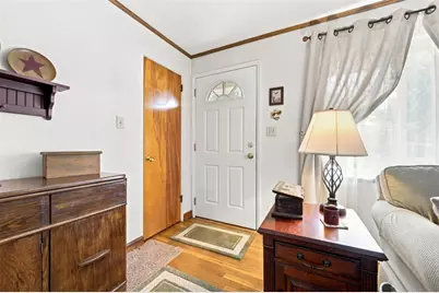 106 Norman Drive, Moon/Crescent Twp, PA 15108 - Photo 6