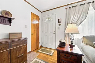 106 Norman Dr, Moon/Crescent Twp, PA 15108 - Photo 6