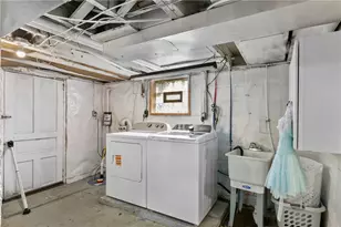402 Hill St, Belle Vernon, PA 15012 - Photo 16