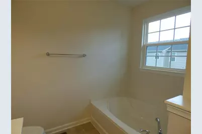 2302 Pointe View, Adams Township, PA 16046 - Photo 18