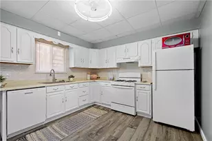 628 Edmond St, Pittsburgh, PA 15224 - Photo 8