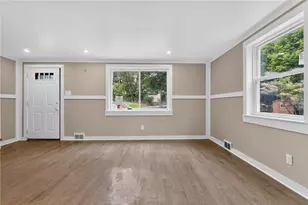 6 Norbert St, Ross Twp, PA 15202 - Photo 2