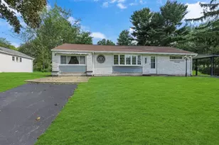 145 McLanahan Dr, Chippewa Township, PA 15010 - Photo 1