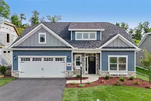 1041 Lakeside Dr, McDonald, PA 15057 - Photo 1