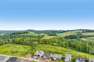 1041 Lakeside Dr, Mt Pleasant Twp, PA 15057 - Photo 4