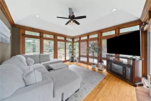 4729 Edinburg Rd, North Beaver Township, PA 16102 - Photo 4