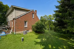 101 Sylvan St, Twp of But SW, PA 16045 - Photo 4