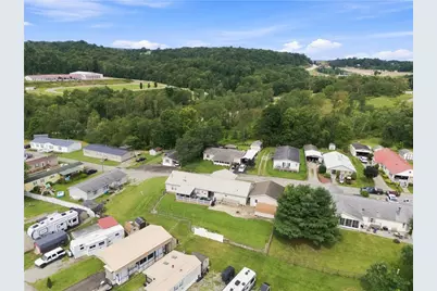429 Evans, Donegal, PA 15628 - Photo 36