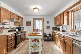 445 Little Creek Rd, Lancaster Township, PA 16037 - Photo 12