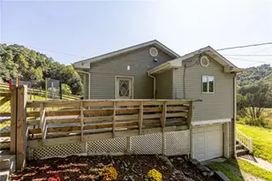 445 Little Creek Rd, Lancaster Township, PA 16037 - Photo 32