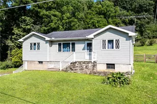 445 Little Creek Rd, Lancaster Township, PA 16037 - Photo 4