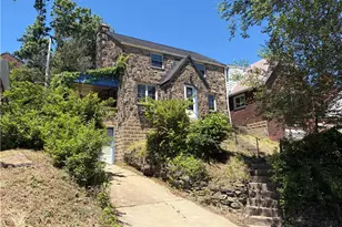 1911 Fairlawn St, Pittsburgh, PA 15221 - Photo 1