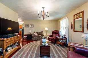 265 Iowa St, Hempfield Township, PA 15601 - Photo 10